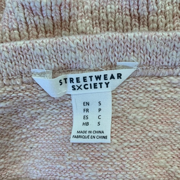 Streetwear Society Blush Pink Knitted Crop Top! - Picture 3 of 3